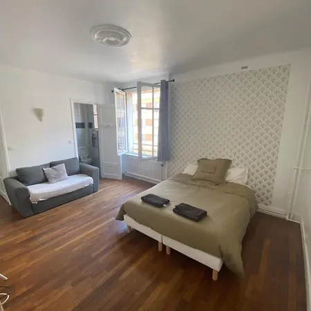 Lejlighed Proche Centre Montrouge
